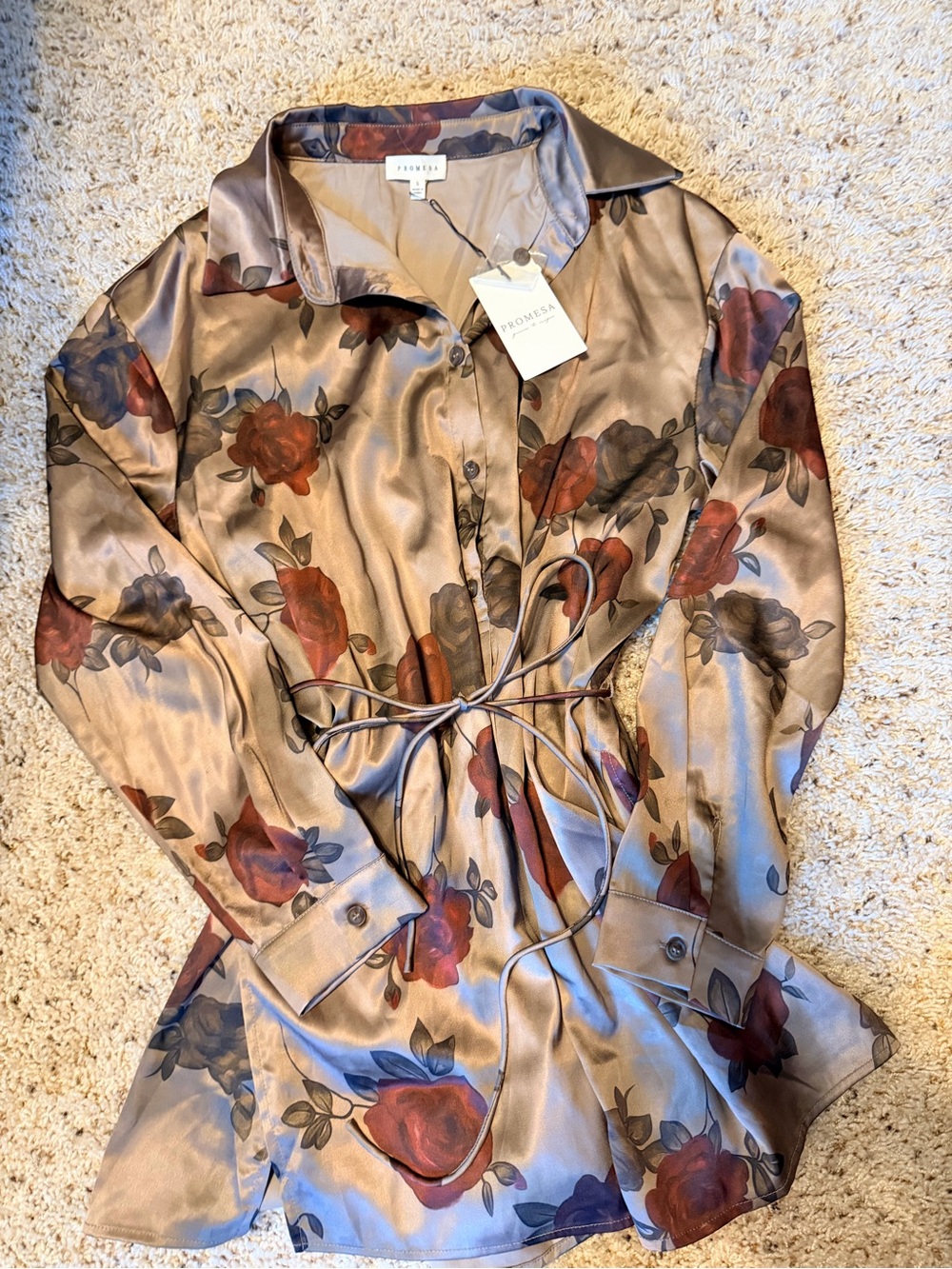 Boutique Promesa Satin Button-Up Romper Size S